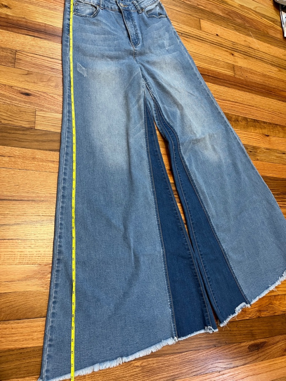 UNIQ by LITZ Bellbottom Flare Wide Leg Jeans Womens 26 Retro Festival Pants - Picture 10 of 11